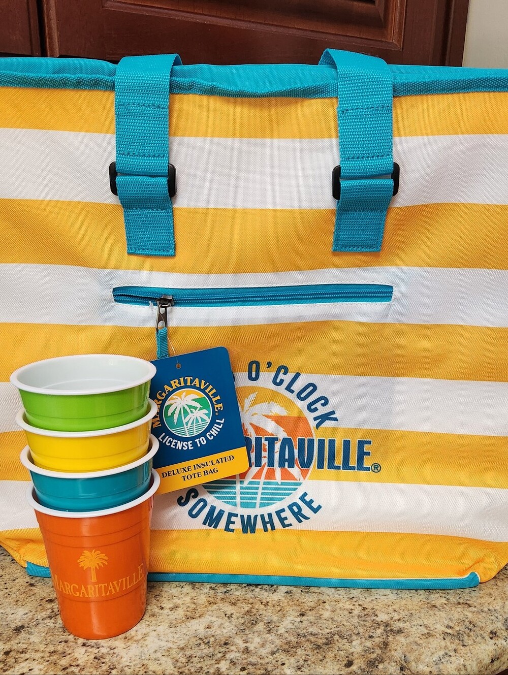 Margaritaville Insulated Cooler Bag w/Margaritaville Plastic Cup Set